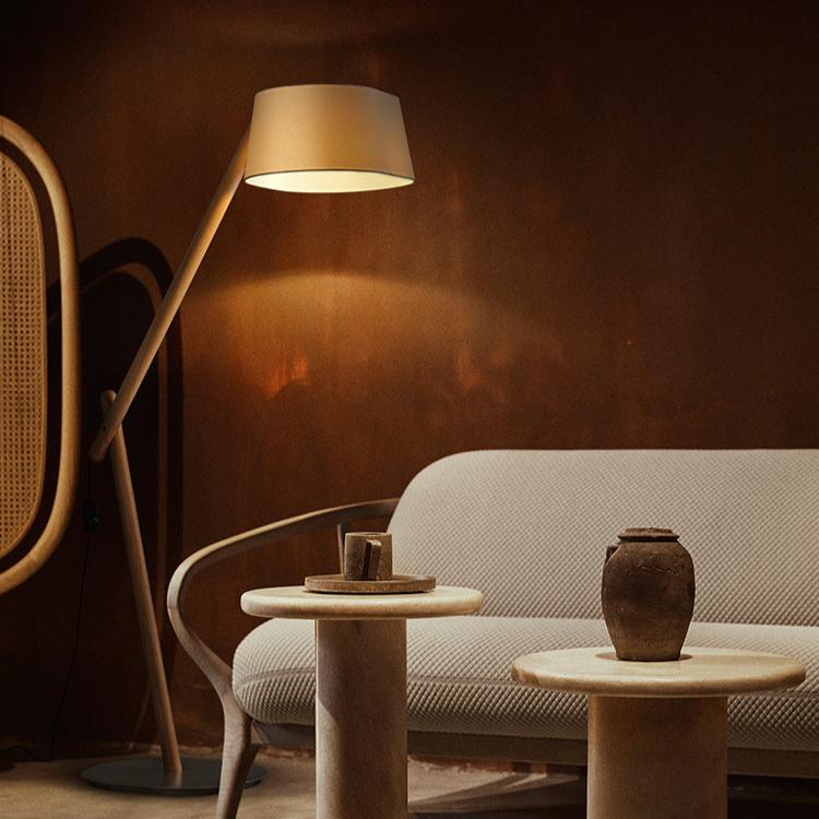 Teixeira | Floor Lamp - Detail View #2 | HomeCartel