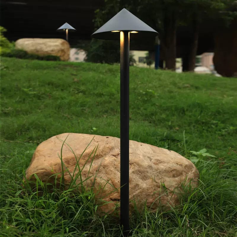 Priscila | Outdoor Pathway Light - Home Cartel ®