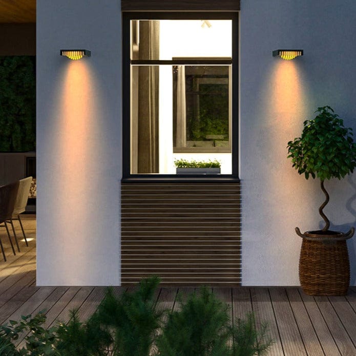 Soteris | Outdoor Wall Light