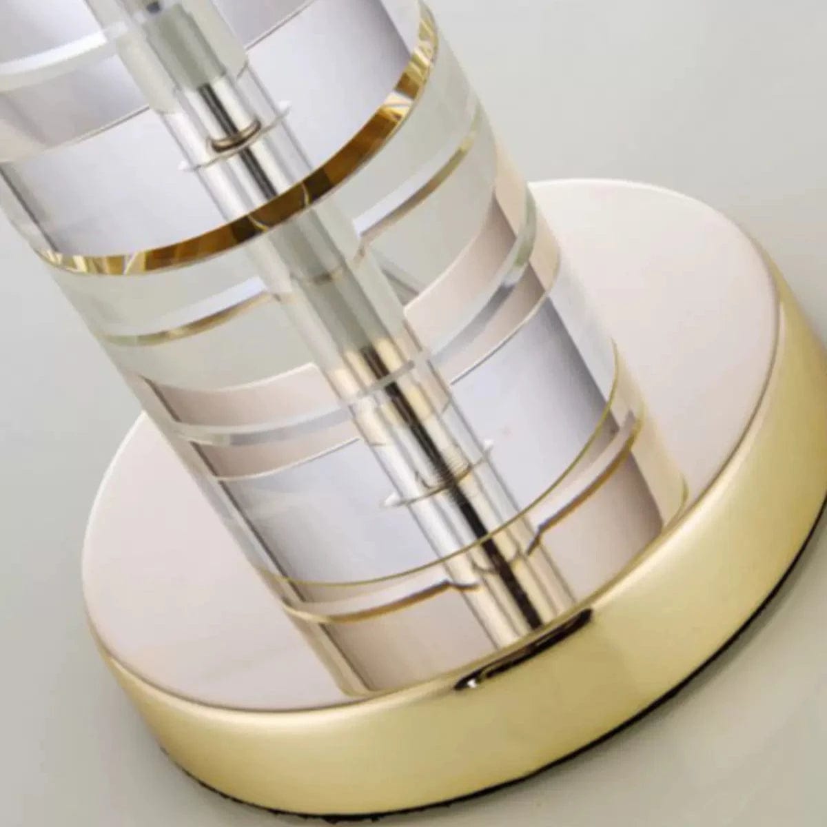 Luxem | Table Lamp - Detail View #2 | HomeCartel