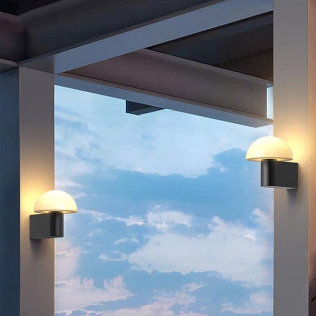 Berlom | Outdoor Wall Light