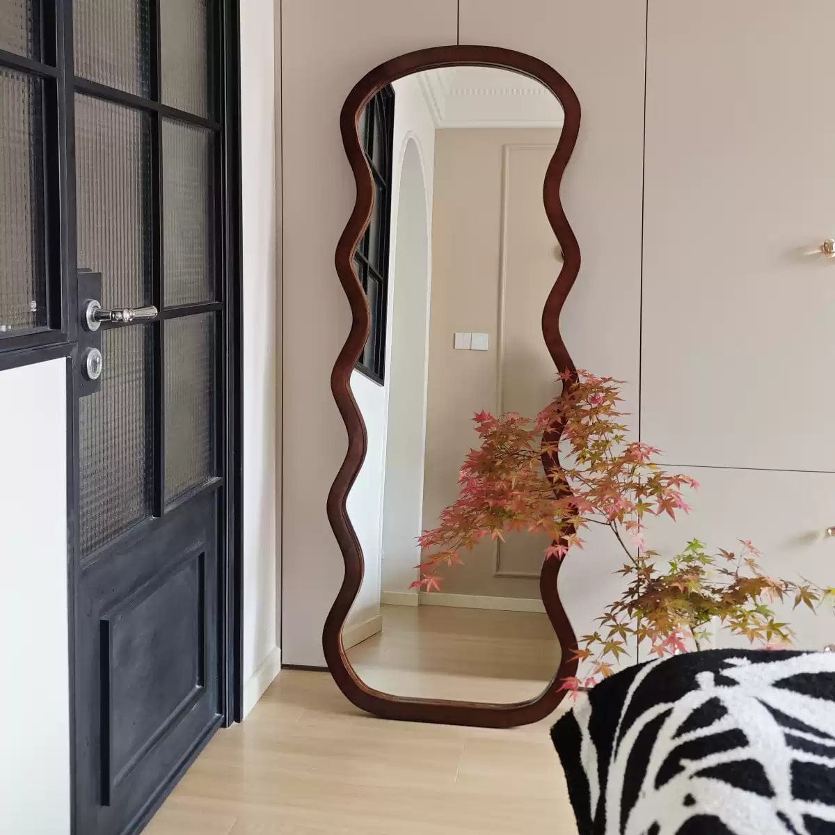 Starlena | Non-Lighted Mirror - Detail View #2 | HomeCartel