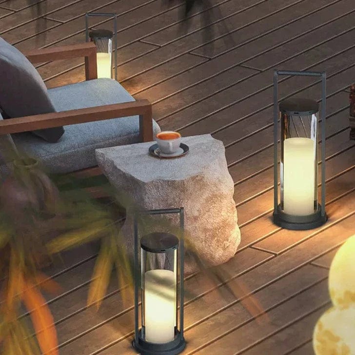 Malwina | Outdoor Floor Lamp - Detail View #2 | HomeCartel