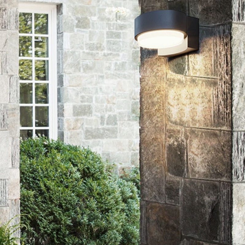 Seghen | Outdoor Wall Light