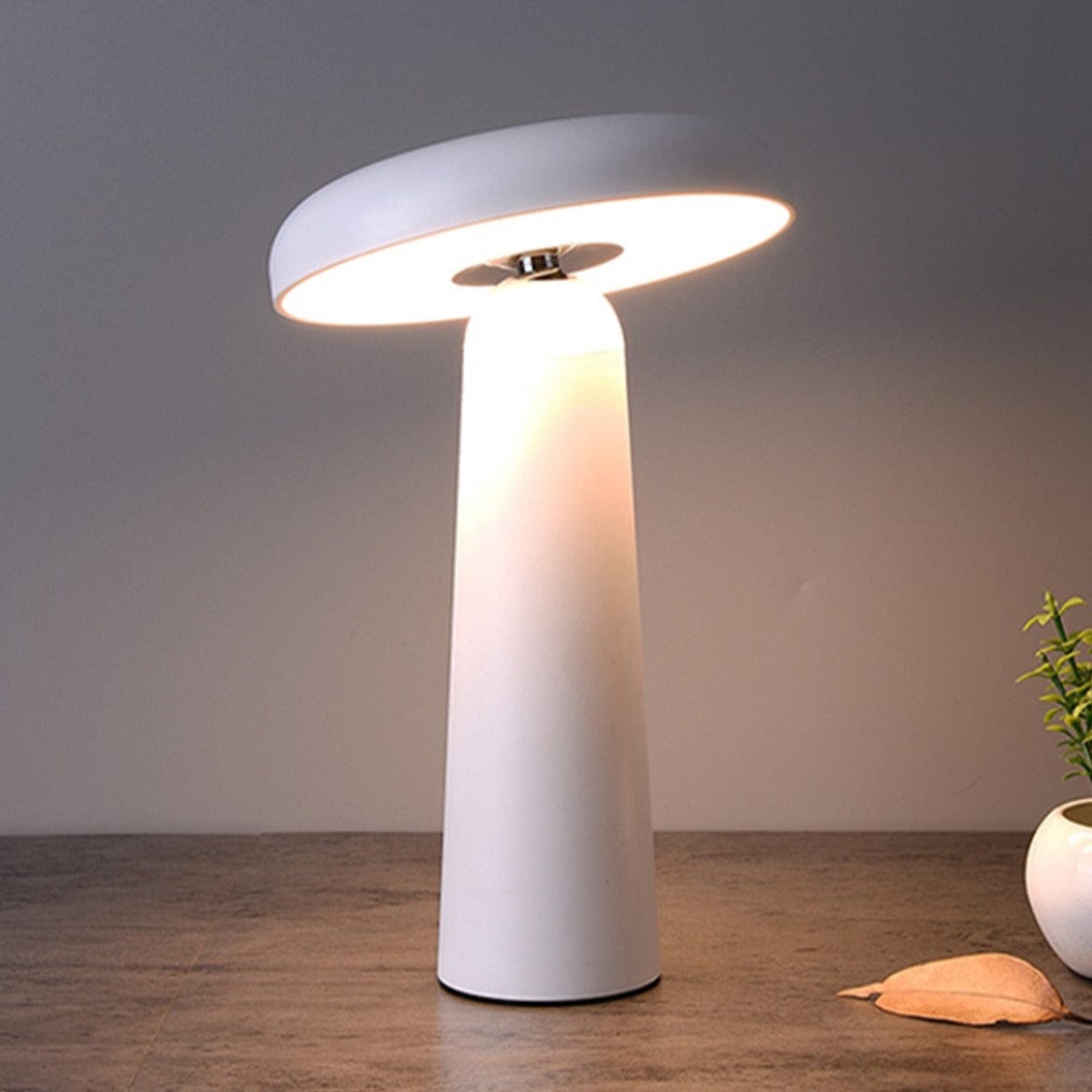 Faeya | Rechargeable Table Lamp - Detail View #4 | HomeCartel