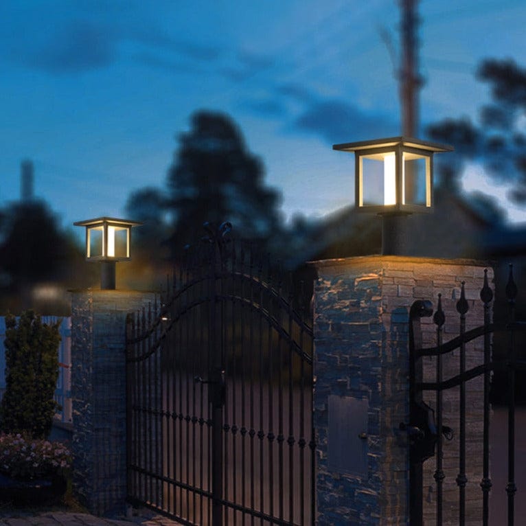 Desi | Outdoor Pillar Lamp