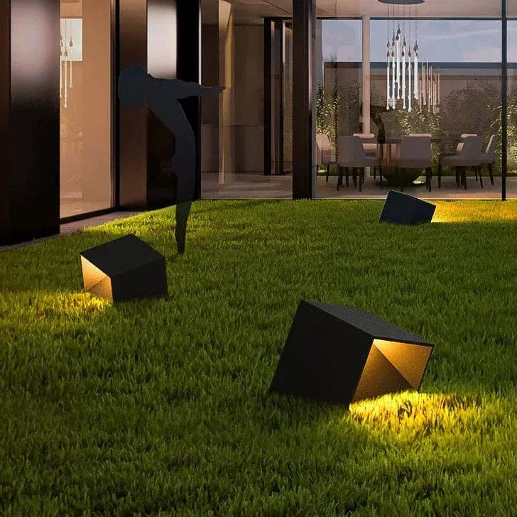 Clivon | Outdoor Pathway Light - Detail View #3 | HomeCartel