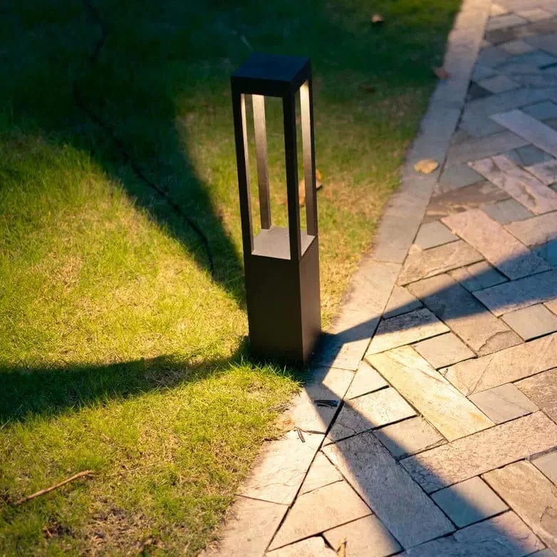 Elowen | Outdoor Pathway Light - Detail View #2 | HomeCartel