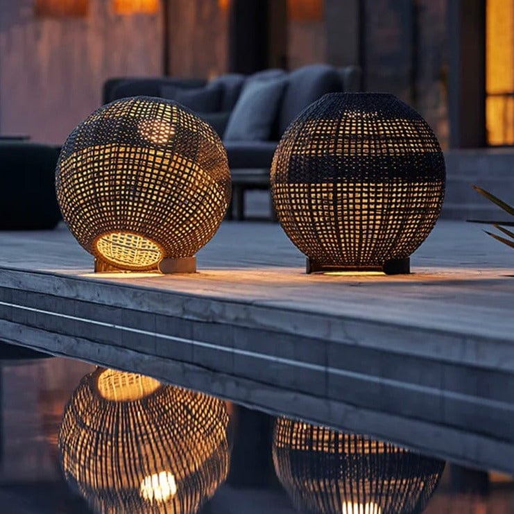 Bakura | Outdoor Floor Lamp