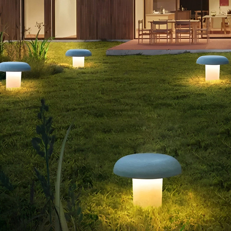 Prisca | Outdoor Garden Light