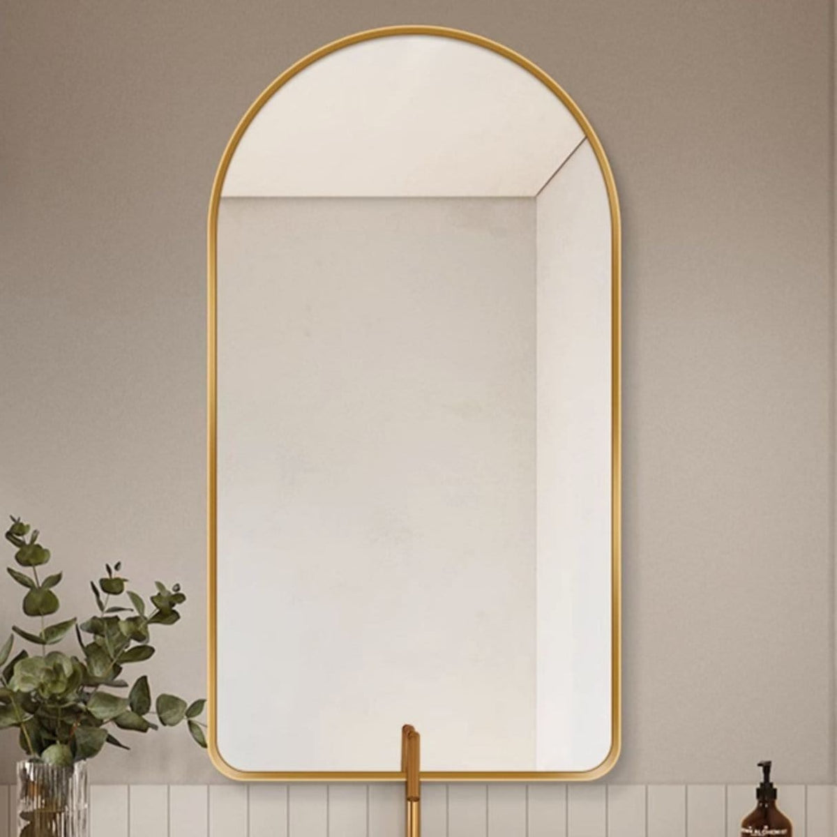 Spade | Non-Lighted Mirror - Detail View #2 | HomeCartel