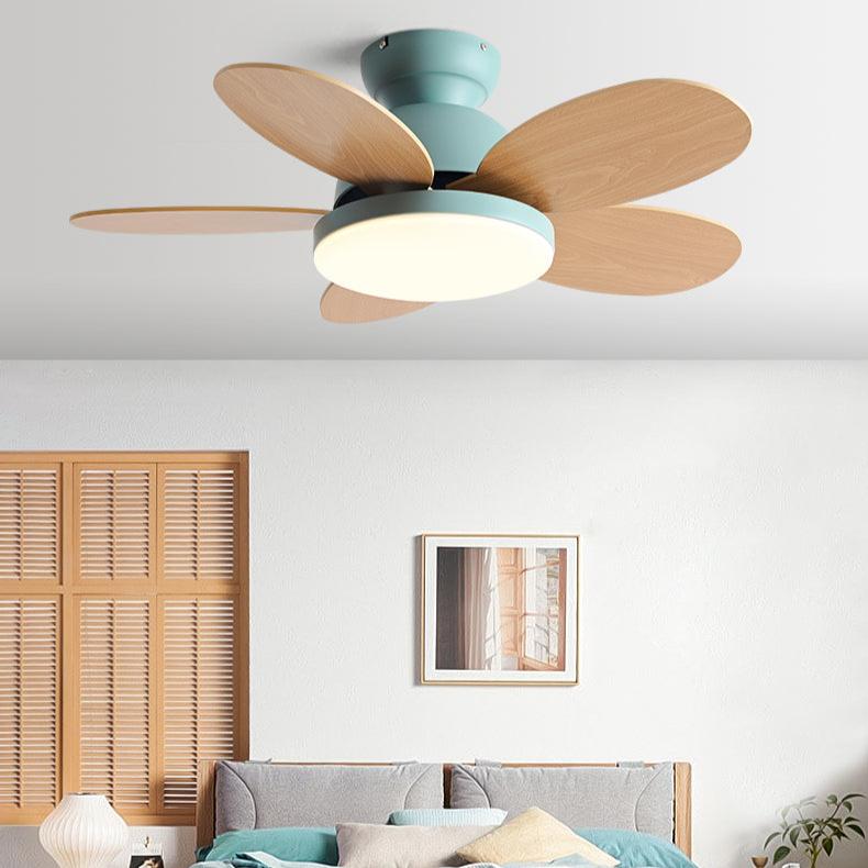 Primrose | Lighted Ceiling Fan