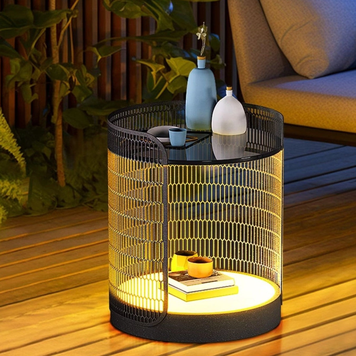 Larise | Outdoor Patio Light - Detail View #3 | HomeCartel