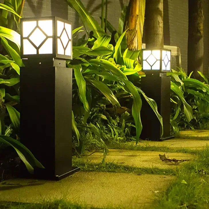 Thais | Outdoor Pathway Light - Detail View #3 | HomeCartel