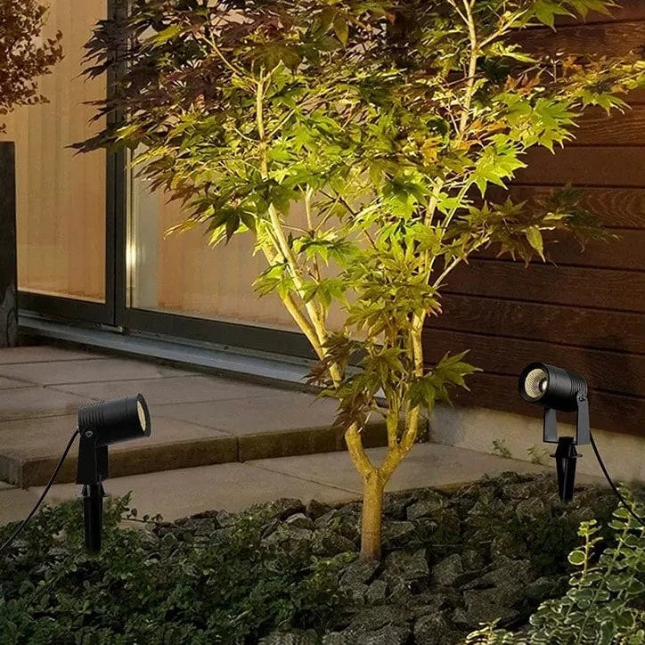 Daxa | Outdoor Garden Light - Detail View #2 | HomeCartel