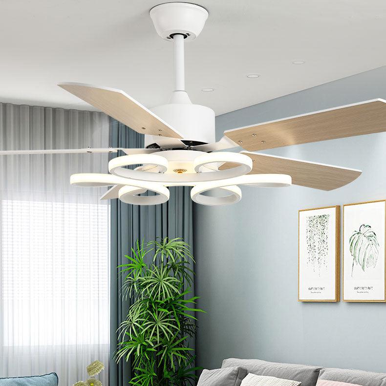 Inigami | Lighted Ceiling Fan