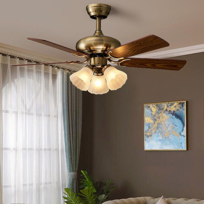 Zaurbek | Lighted Ceiling Fan