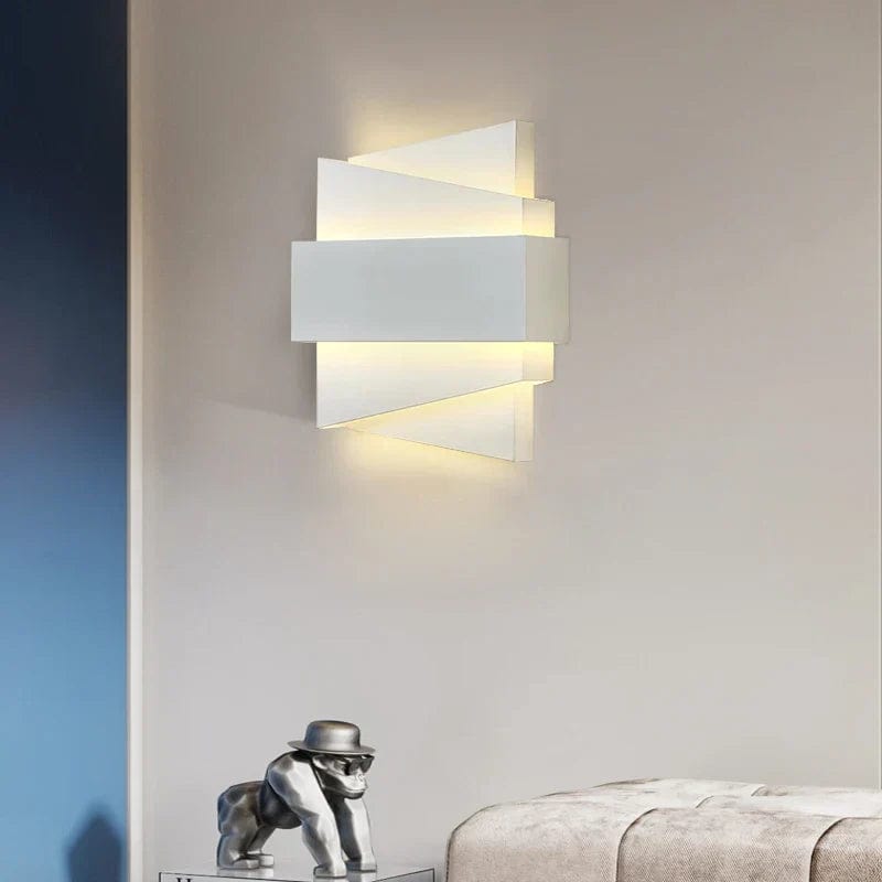 Justin | Wall Light - Detail View #3 | HomeCartel