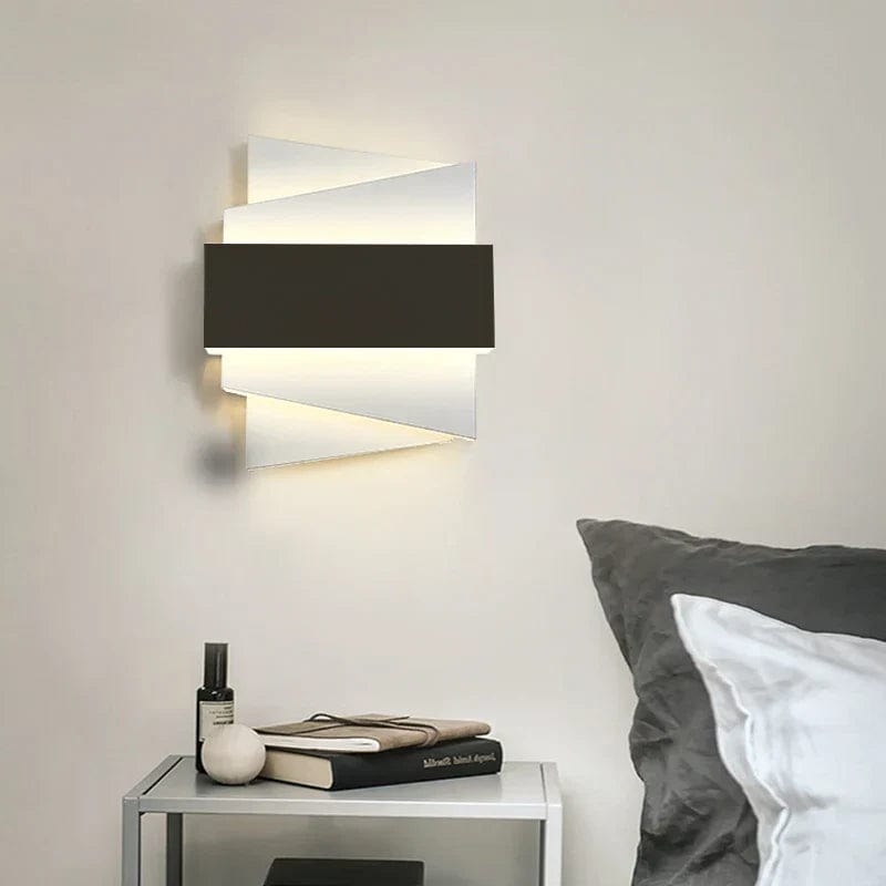 Justin | Wall Light