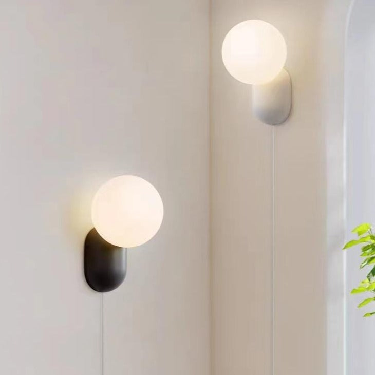Naarah | Minimalist Wall Lamp - Home Cartel ®