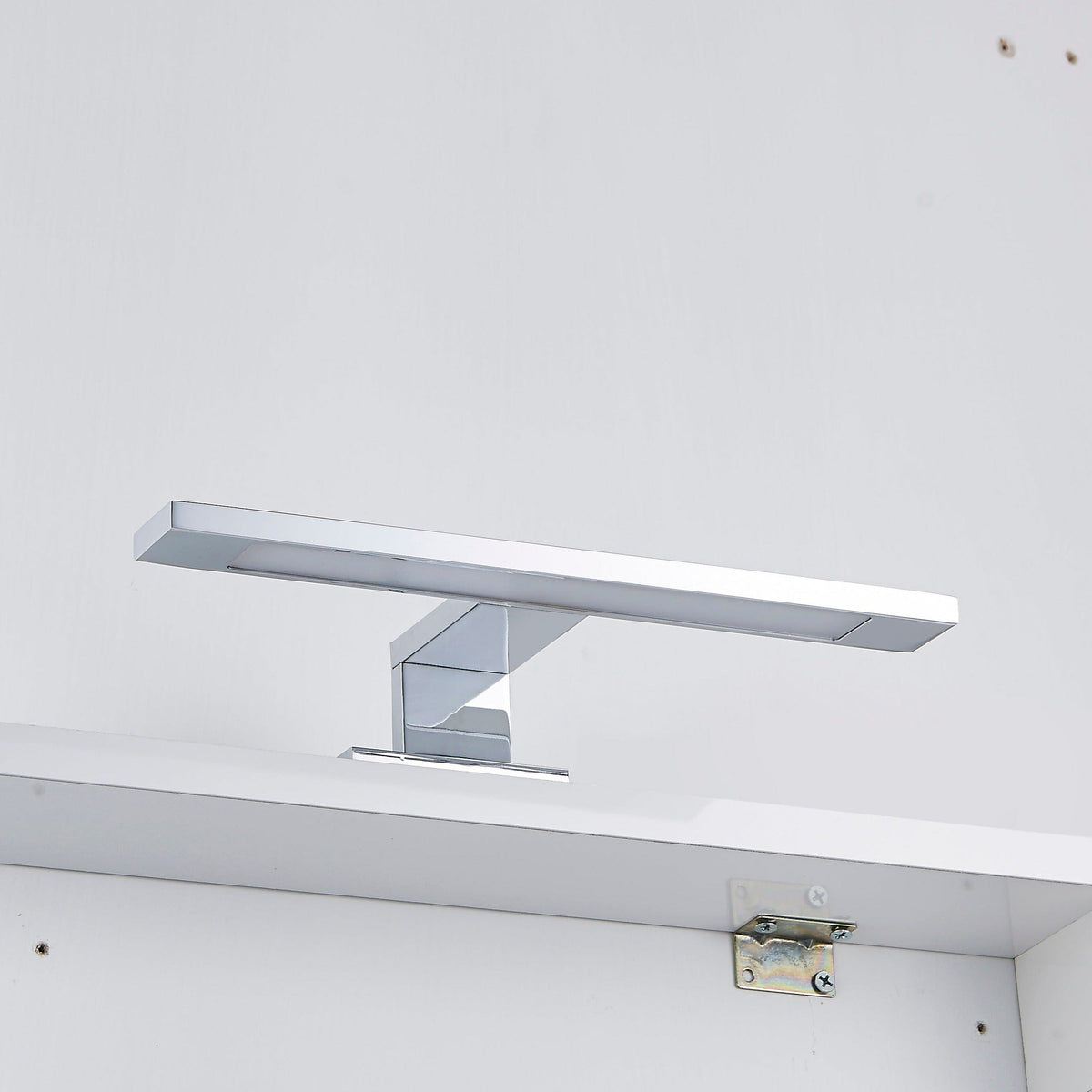 Esma | Painting Light - Home Cartel ®