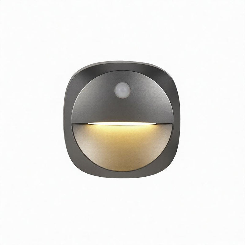 Irvandriae | Indoor Step Light