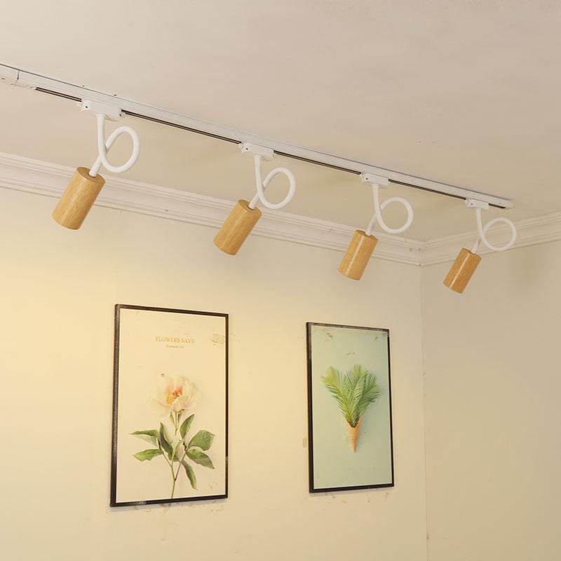 Yllenoril Une | Track Light - Detail View #3 | HomeCartel