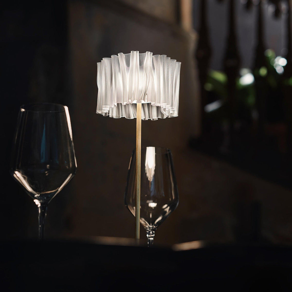Ramian | Rechargeable Table Lamp - Detail View #3 | HomeCartel
