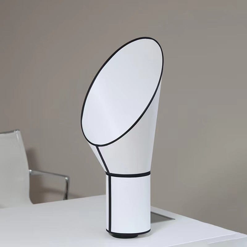 Loris | Modern Table Lamp