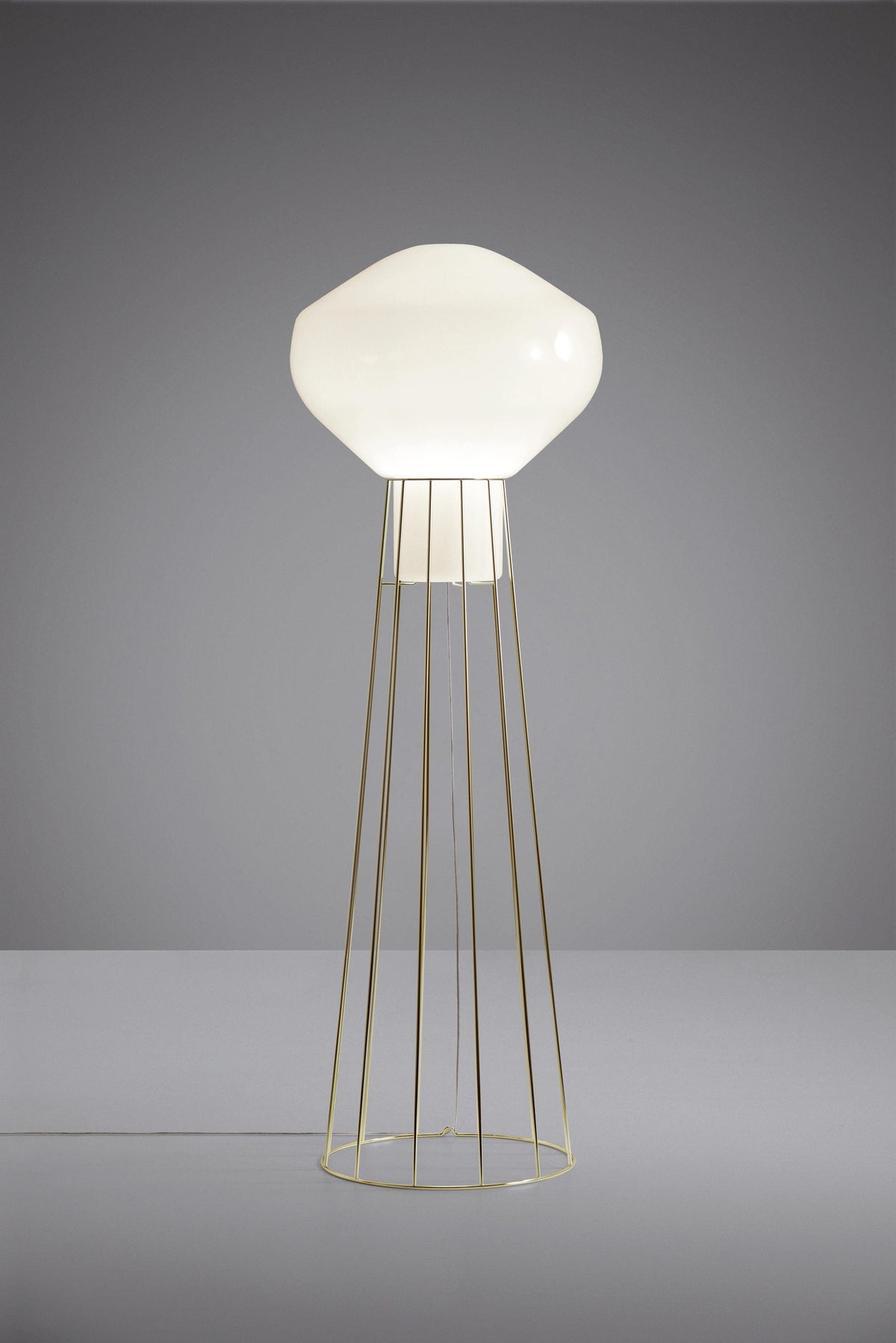 Brynjar Deux | Modern Floor Lamp