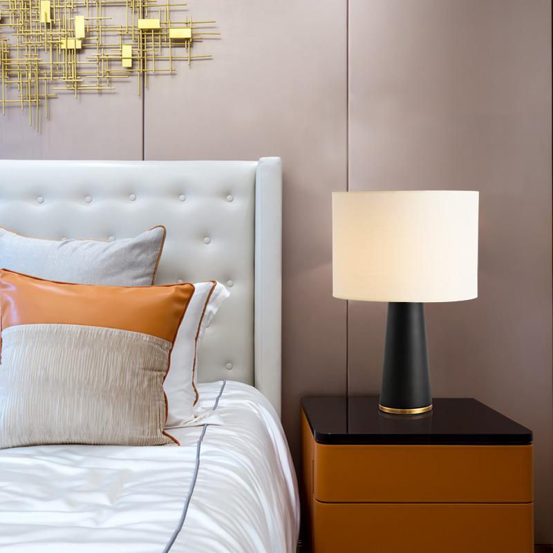Blaine Deux | Classic Table Lamp - Home Cartel ®