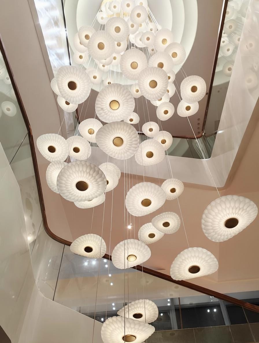 Fyrraen I Cluster Chandelier - Detail View #3 | HomeCartel