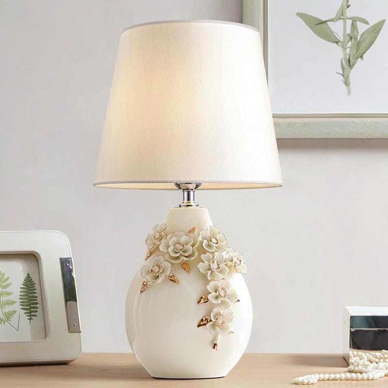 Sowe | Shaded Table Lamp - Detail View #4 | HomeCartel
