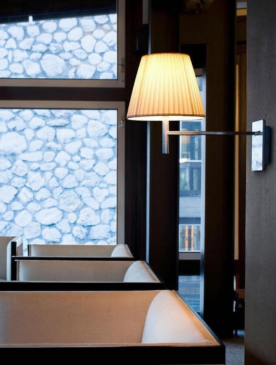 Nelvareth B I Wall Light - Detail View #2 | HomeCartel