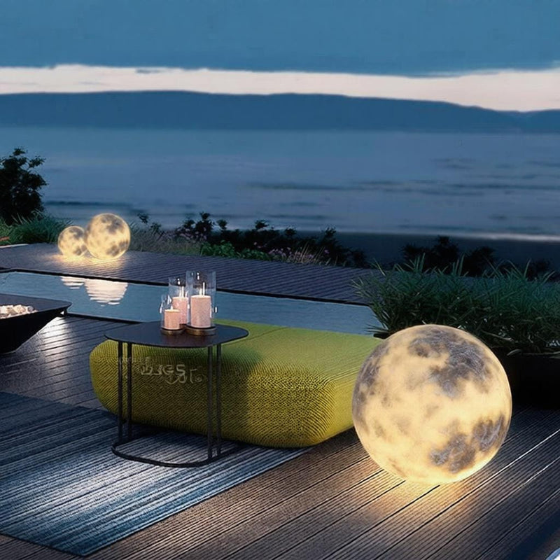Prynelion | Outdoor Table Lamp