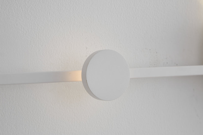 Veronik W | Linear Wall Light
