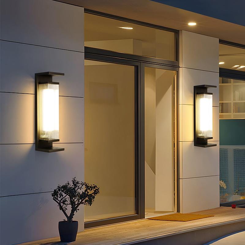 Wenvoriel Une | Outdoor Wall Light - Detail View #4 | HomeCartel