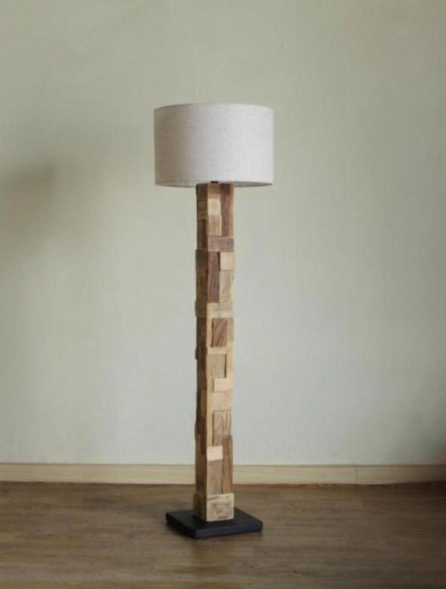 Drenvala Deux I Floor Lamp - Detail View #3 | HomeCartel