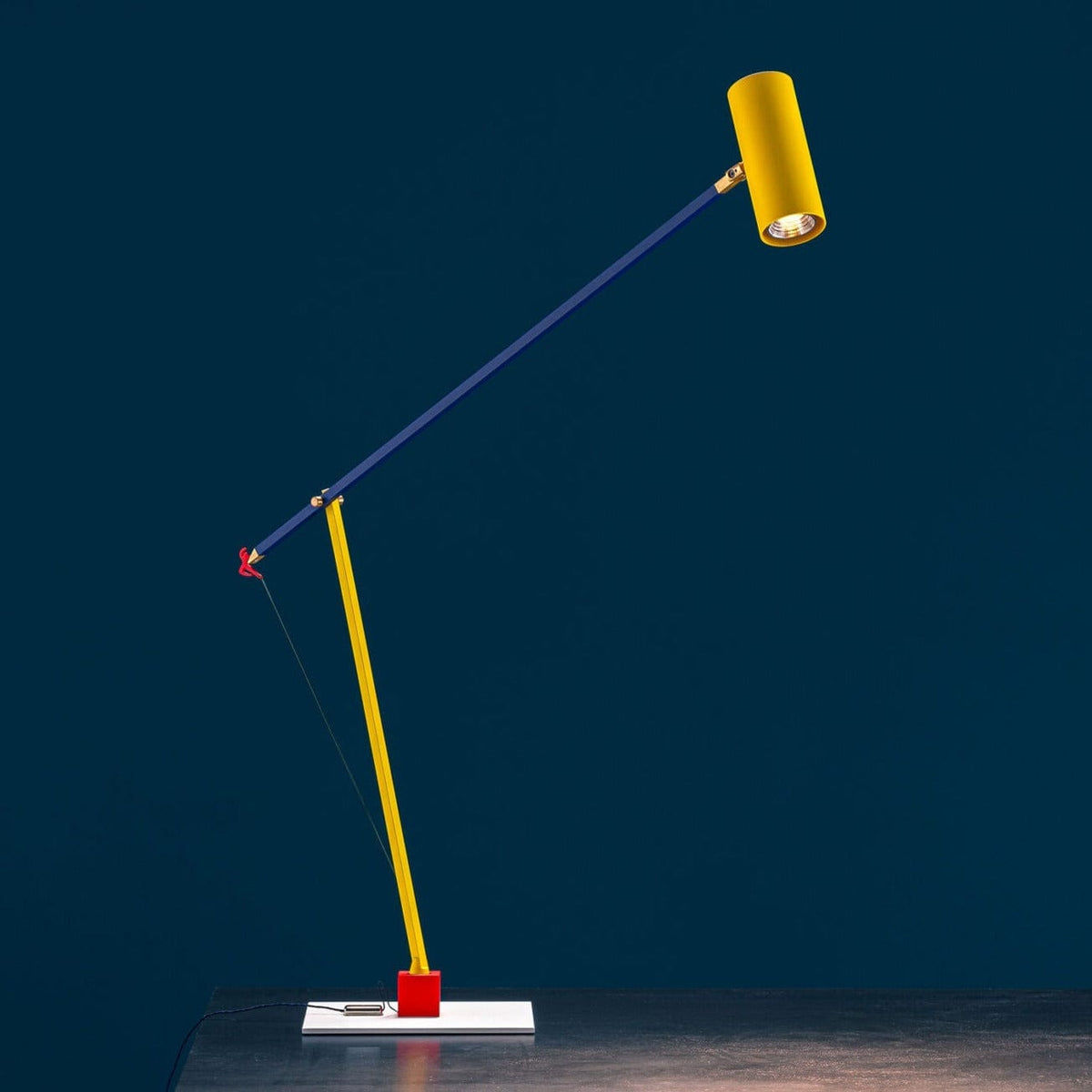 Argo | Modern Table Lamp - Home Cartel ®