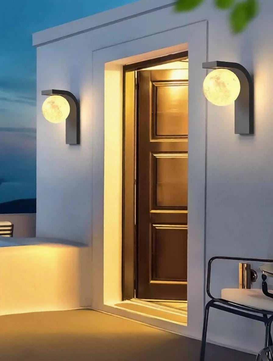 Cylarven Une | Outdoor Wall Light - Detail View #4 | HomeCartel