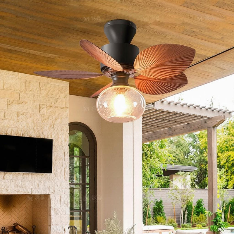 Ivora Une | Outdoor Lighted Ceiling Fan