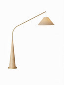Darnisia I Floor Lamp