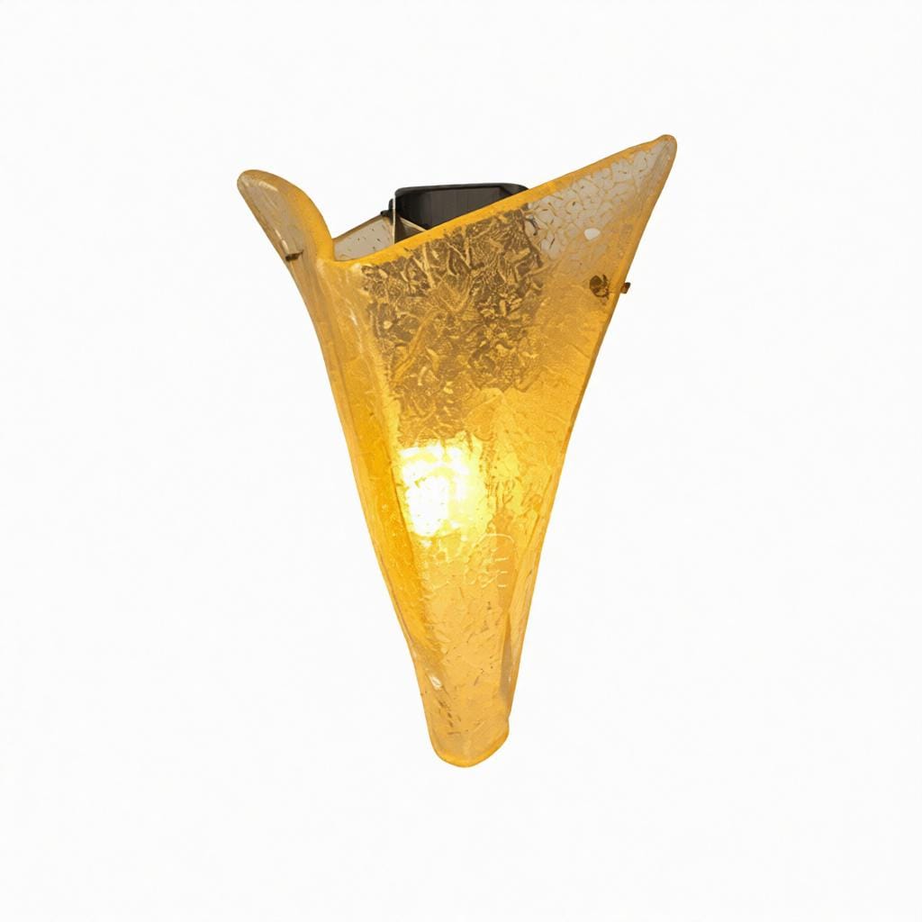 Mynthora | Wall Light - Detail View #2 | HomeCartel