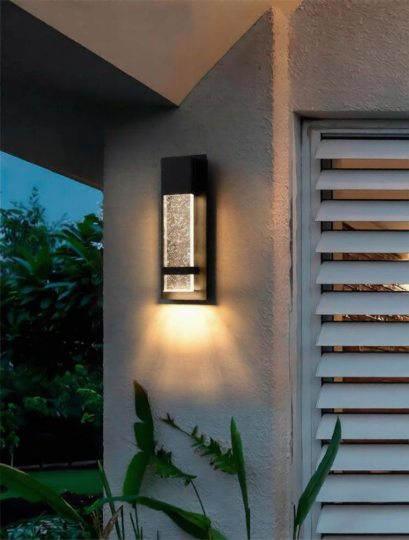 Calzorin | Outdoor Wall Light