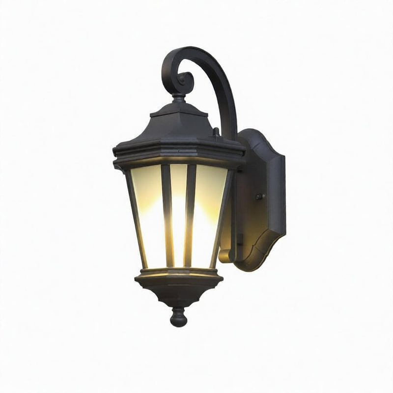 Belvanyra | Outdoor Wall Light
