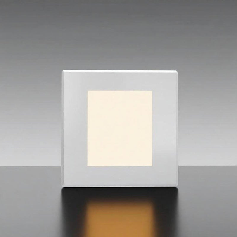 Orravethia | Indoor Step Light