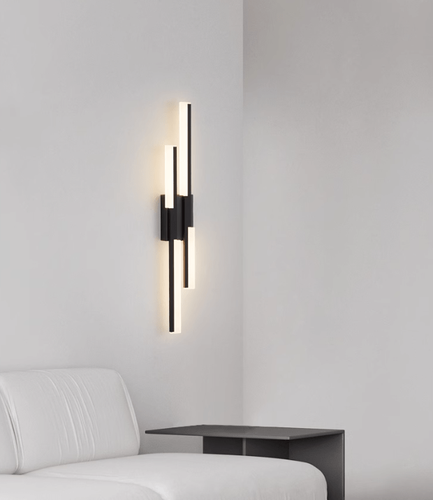 Xandriel Zwei | Linear Wall Light - Detail View #2 | HomeCartel