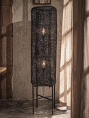 Vaelrynn I Floor Lamp