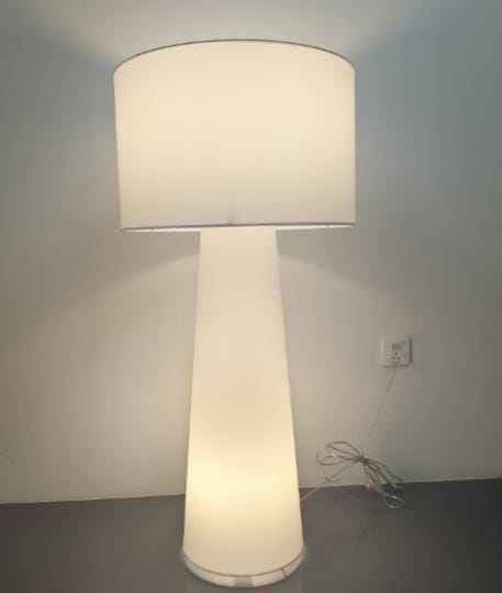 Dyllion | Floor Lamp - Detail View #2 | HomeCartel