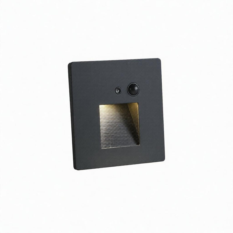 Aelvoraenil | Outdoor Step Light